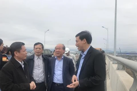 越南交通运输部要求加快广宁省重点交通项目施工进度