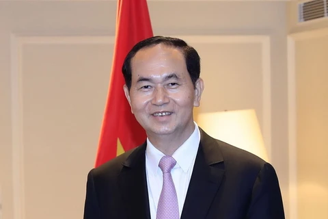 越南国家主席陈大光接受孟加拉国媒体的采访