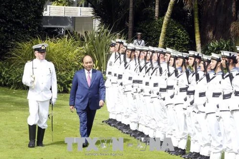 新西兰总理举行仪式 欢迎越南政府总理阮春福到访