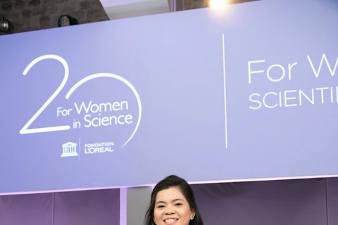越南一名女科学家荣获“青年女科学家奖” 