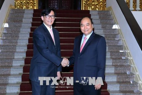 越南政府总理阮春福会见泰国驻越大使马诺斋•旺帕迪
