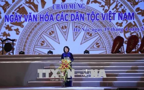 越南国家副主席邓氏玉盛：继续保护和弘扬民族文化的价值