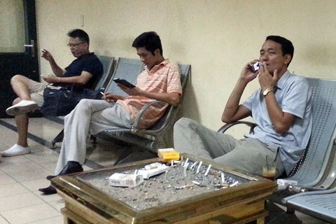 45%越南男性吸烟 造成疾病及经济负担