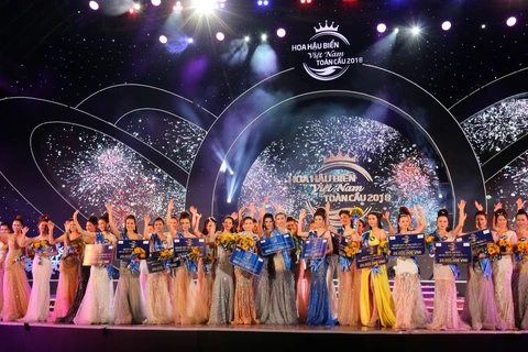佳丽阮氏金玉摘下2018年越南全球海洋小姐选美大赛后冠