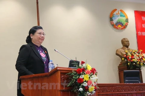 越南与老挝分享关于信任投票工作的经验