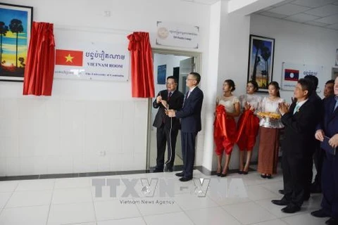 柬埔寨大学“越南之屋”正式落成