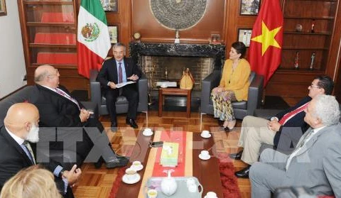 墨西哥劳动党总书记高度评价与越南的合作关系