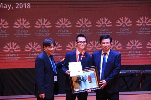 越南在2018年亚洲物理奥林匹克竞赛上摘得四枚金牌