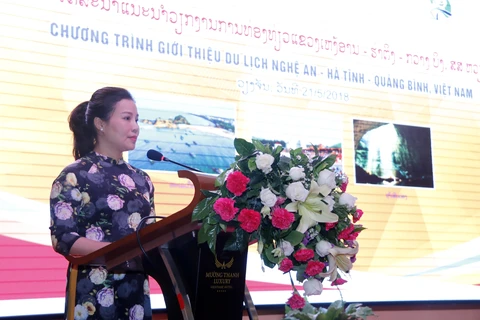 越南中部三省在老挝举行旅游推介活动