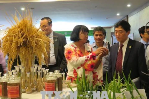2018年湄公农业技术和渔业论坛在芹苴举行