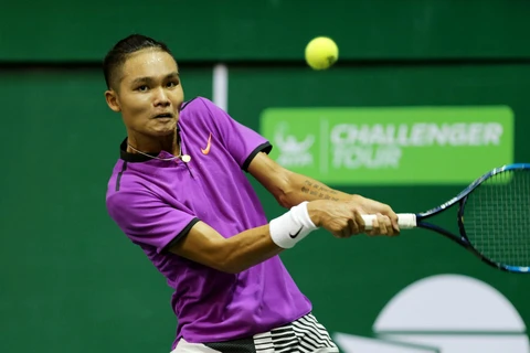 ATP最新排名：越南网球运动员郑灵江上升163位