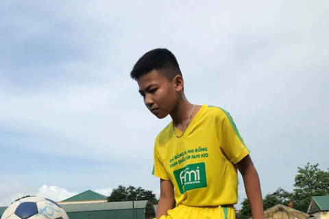 越南的两名儿童球员将前往俄罗斯参加国际足球赛