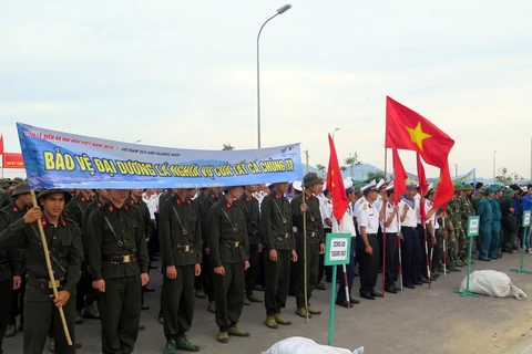 岘港市举行集会响应世界海洋日及越南海洋岛屿周