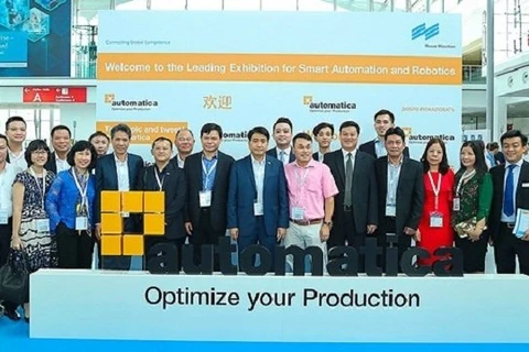 河内市代表团参加2018年德国慕尼黑机器人及自动化技术贸易博览会