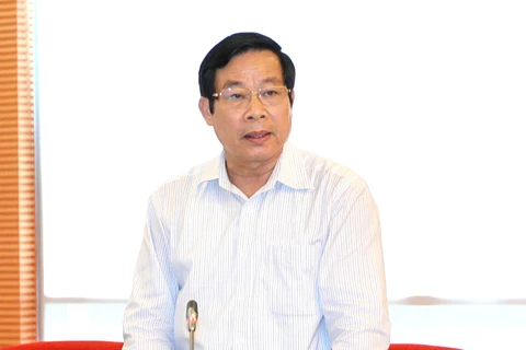 党政建设： 越共中央政治局决定对原信息传媒部部长阮北山和部长张明俊给予违纪处分