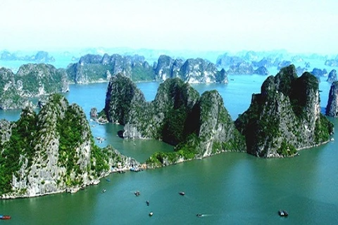 下龙湾被列入世界最美的100 处遗产名录