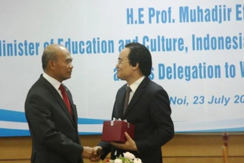 越南与东南亚国家教育部长组织加强合作