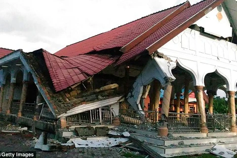 印度尼西亚地震：至少50人伤亡