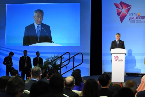 新加坡总理李显龙：东盟应共同释放承诺贸易自由化与经济一体化的明确信号