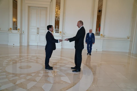 阿塞拜疆重视与越南的合作关系