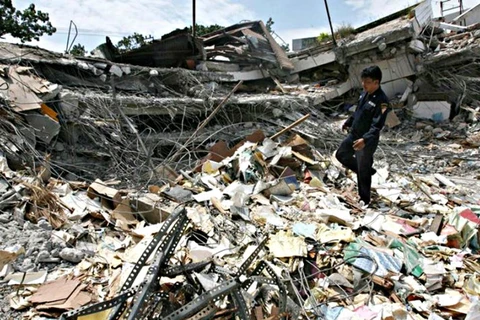 印尼东部海域发生里氏6.4级地震