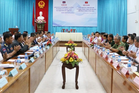 越南安江省加强与柬埔寨茶胶省合作