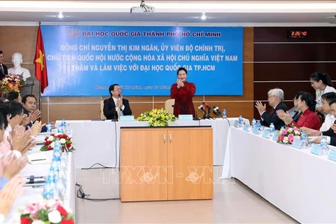 国会主席阮氏金银：胡志明市国家大学城为越南青年公民提供示范性的高等教育环境