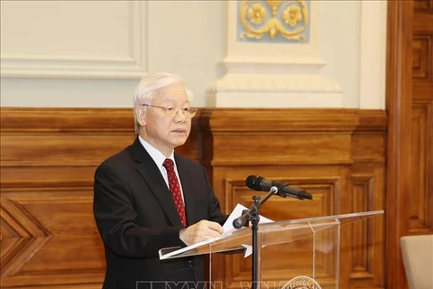 越共中央总书记阮富仲访问俄罗斯和匈牙利两国有助于推动越南与两国关系迈上新台阶