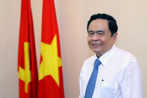越南祖国阵线中央委员会主席陈青敏访问俄罗斯和古巴