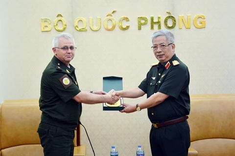 越南与俄罗斯和菲律宾加强防务合作