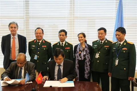 越南与联合国签署关于派遣驻南苏丹野战医院的备忘录