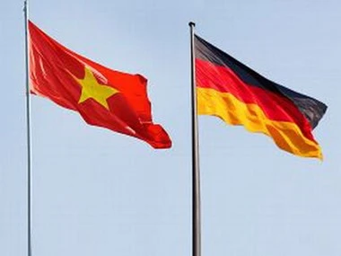 越南国家代主席邓氏玉盛向德国总统施泰因迈尔致国庆贺电