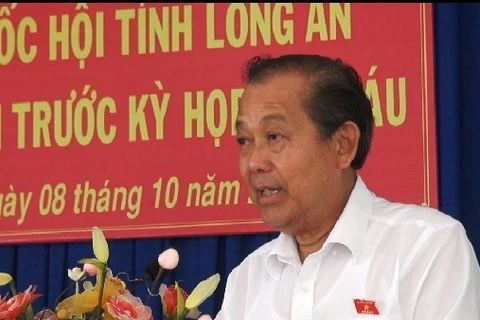 越南政府常务副总理张和平会见隆安省选民