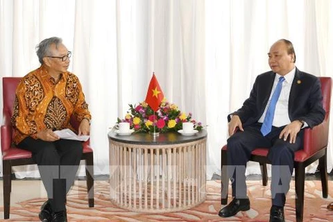 越南政府总理阮春福会见印尼芝布特拉Ciputra集团总裁