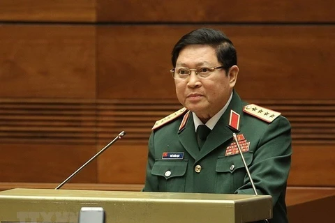 越南高级军事代表团赴新加坡出席东盟国防部长会议和东盟防长扩大会议