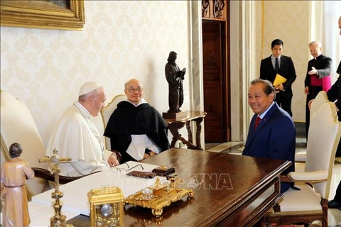  越南政府常务副总理张和平访问梵蒂冈