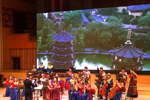 2018中越金秋音乐会有助于增进越中民间文化交流