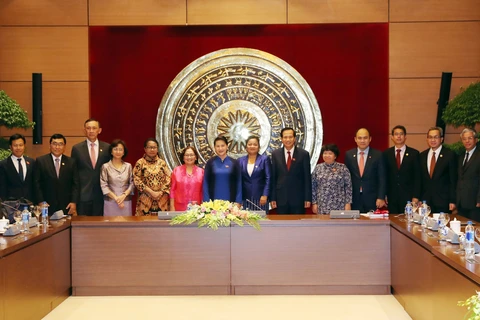 阮氏金银会见出席第三届东盟妇女工作部长会议的东盟各国代表团团长