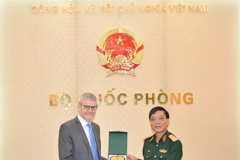 促进越南与新西兰之间的防务合作关系
