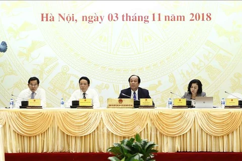 越南政府10月份例行会议：不要因取得一点成就而骄傲