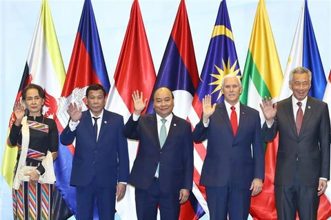阮春福总理出席第六次东盟—美国领导人会议