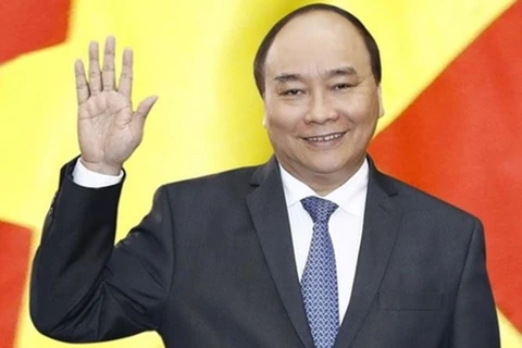 政府总理阮春福启程出席APEC第二十六次领导人非正式会议