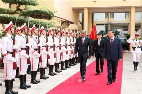 越南与新加坡续签《预防和打击跨国犯罪合作协议》