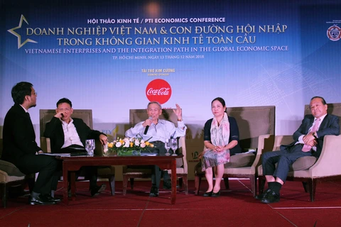 “越南企业与融入全球经济一体化道路”经济研讨会在胡志明市召开 