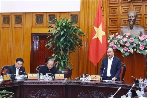 越南政府总理阮春福: 确保越南经济的自主性和韧性