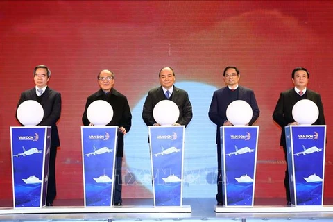 政府总理阮春福出席广宁省三个重大工程项目的竣工投运仪式