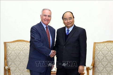 越南政府总理阮春福会见美国前驻越大使