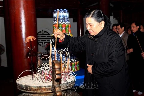 庆祝越老战斗联盟70周年文艺演出活动在乂安省举行