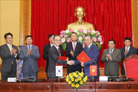 越南与韩国加强合作防范打击跨国犯罪