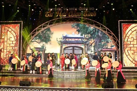北宁省庆祝官贺民歌被UNESCO列入《人类非物质文化遗产代表作名录》10周年